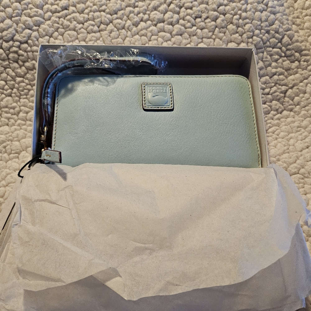 Dooney and Bourke Zip around wallet - NWT